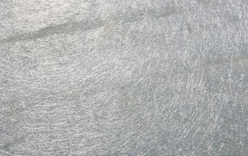 Warthermarske laminate fibreglass or shingles?